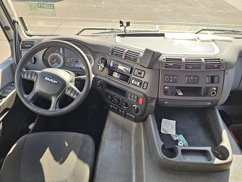DAF CF 400 spacecab engine brok