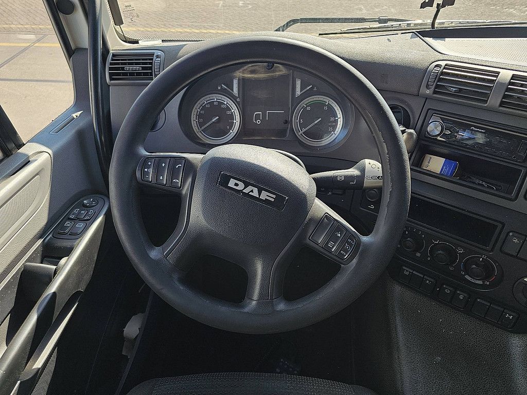 DAF CF 400 spacecab engine brok