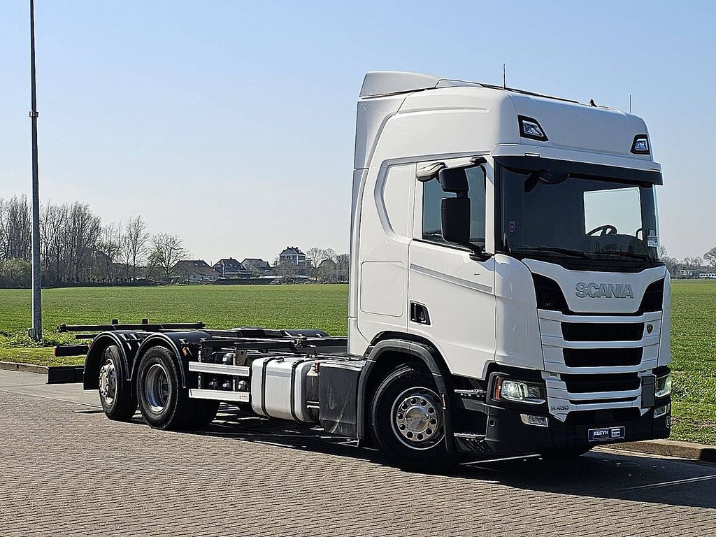 SCANIA R450 6x2*4