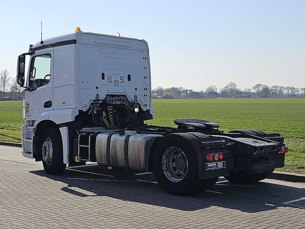 MERCEDES-BENZ ACTROS 1843 streamspace 2,30