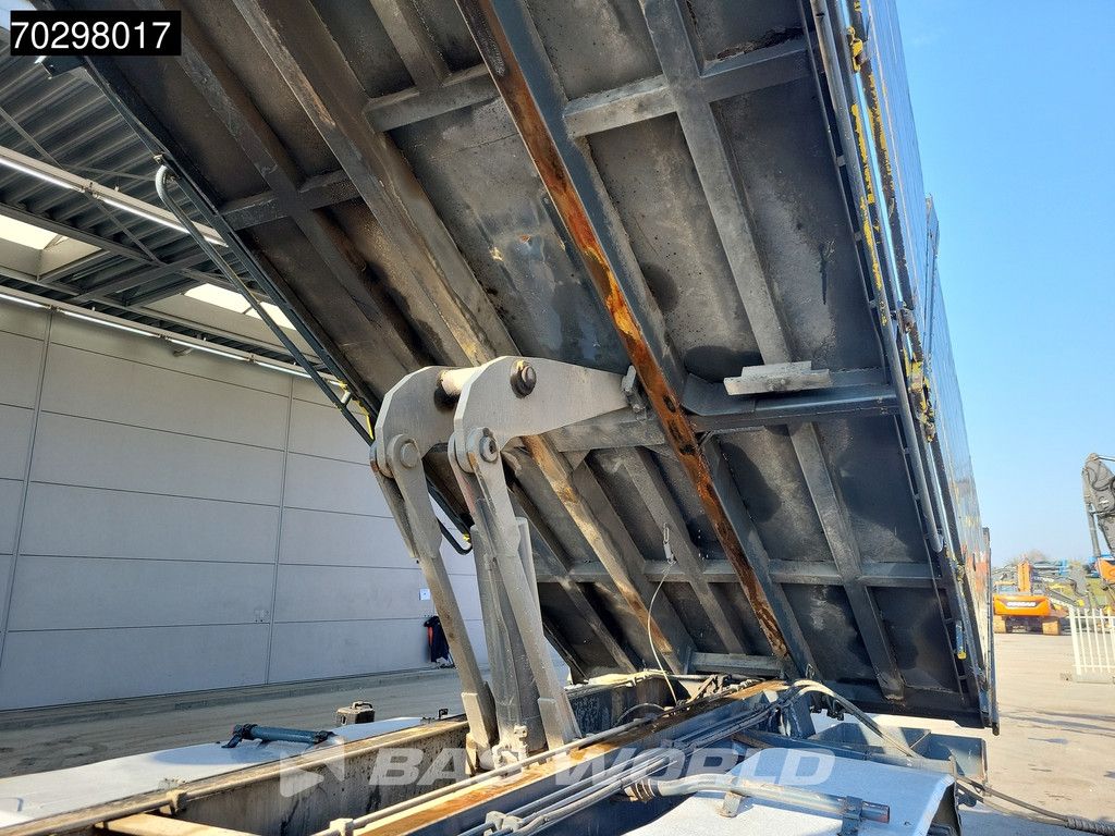 Iveco EuroTrakker 260 6X4 HIAB 422 5+5 Extensions Fly-Jib Tipper Full Steel