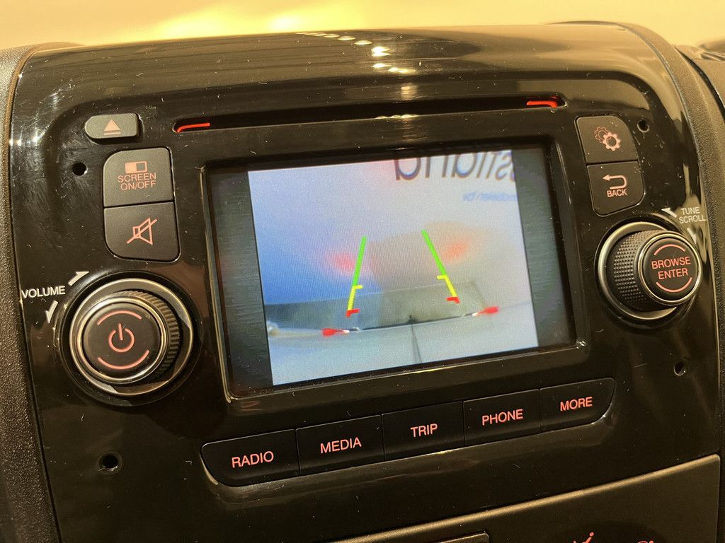 Peugeot Boxer 2.0 BlueHDI L3H2 130 PK / Airco / Cruise Control / Camera / Trekhaak / 3-Zits