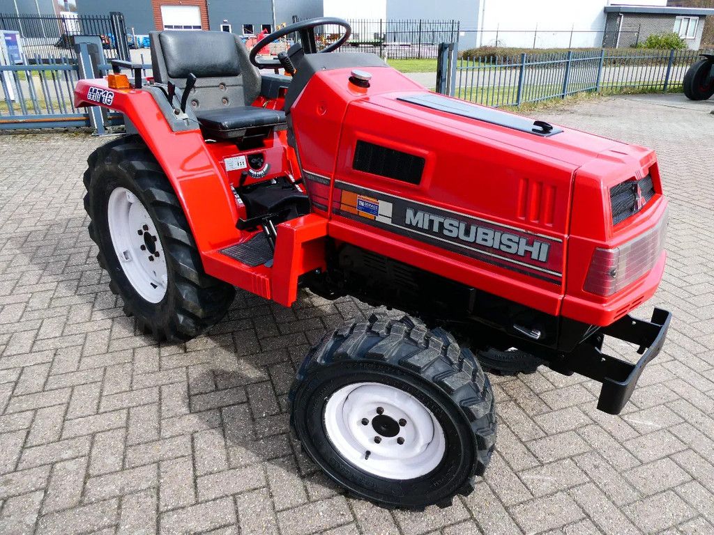 Mitsubishi MT16 4wd / 1103 Draaiuren / Industriebanden