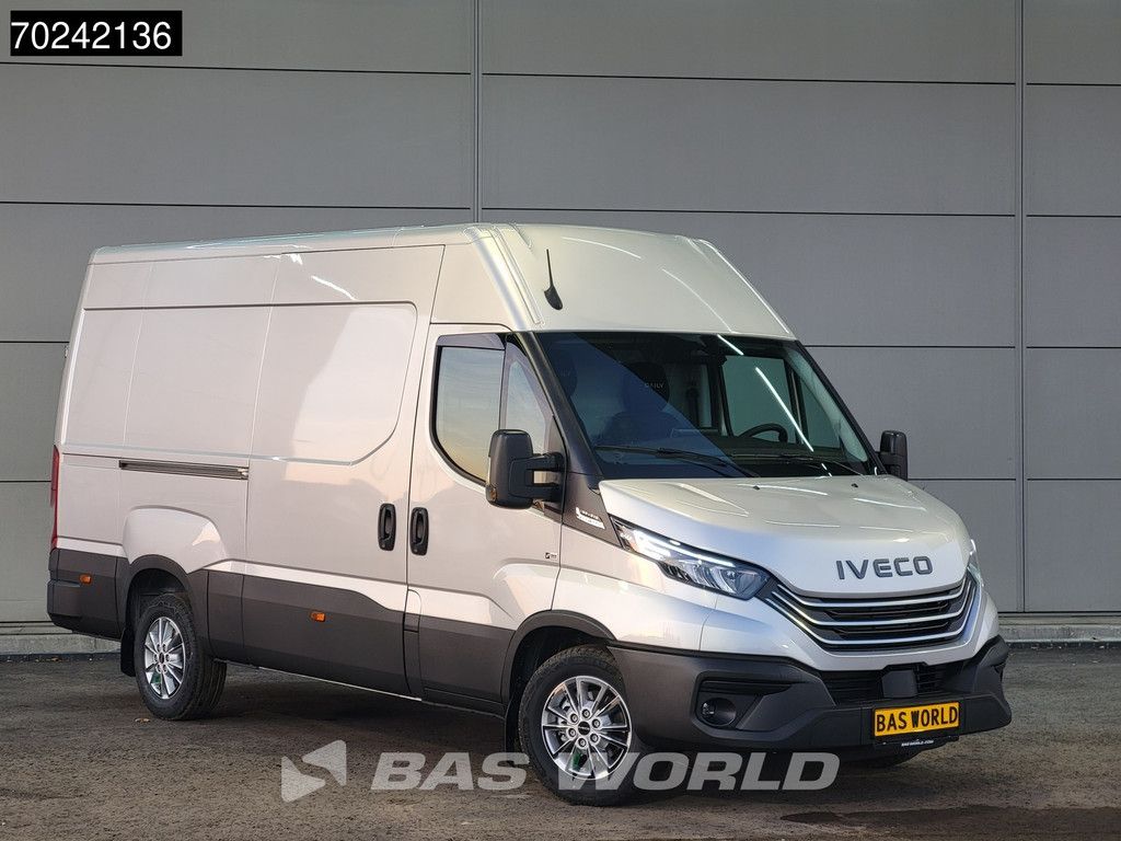 Iveco Daily 35S21 BPM VRIJ! 3.0L Automaat L2H2 210PK 2025-Model 3,5t Trekgewicht ACC LED Navi LM-Velgen Camera Euro6 L2 12m3 Klima
