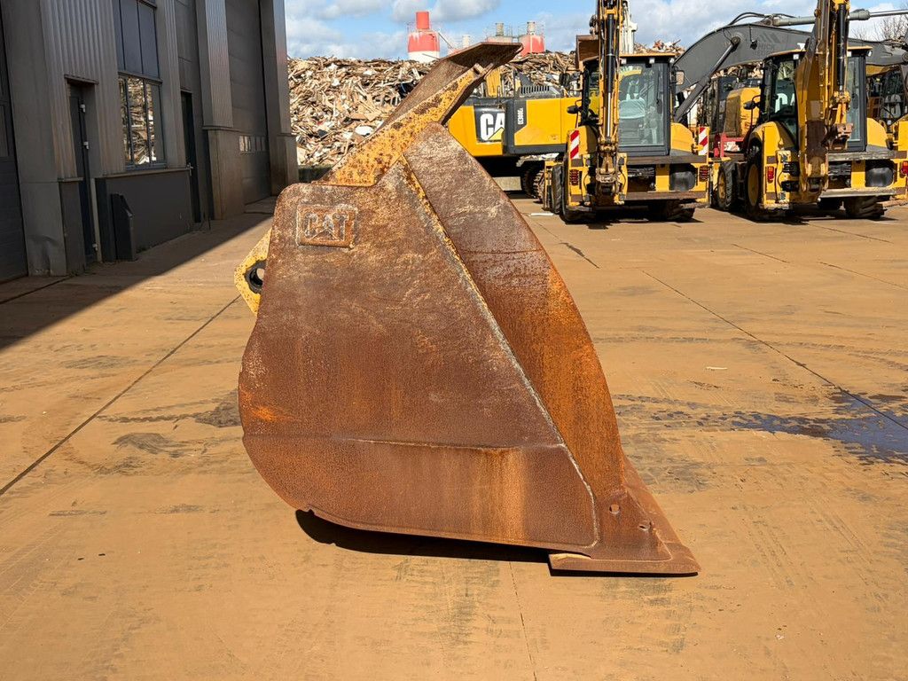 Caterpillar 966 / 972 G/H/K/M STD Bucket cutting edge