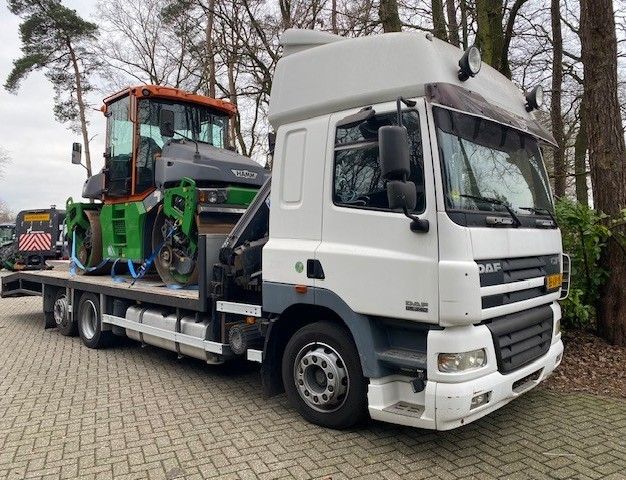 Daf cf85 6x2 oprijwagen met hiab kraan