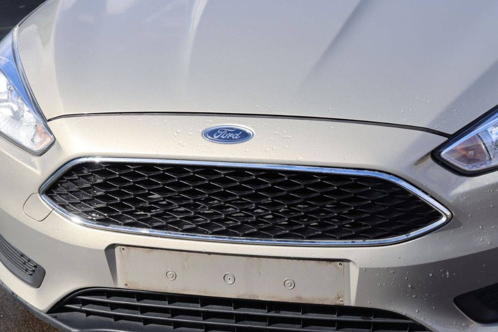 Pkw Ford Focus Benzin 85 PS 2016 (Marge)