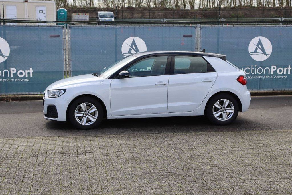 Passenger car Audi A1 Petrol 116hp 2019 (Margin)