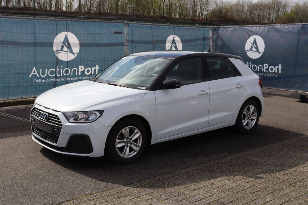 Passenger car Audi A1 Petrol 116hp 2019 (Margin)