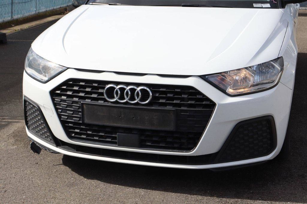 Passenger car Audi A1 Petrol 116hp 2019 (Margin)