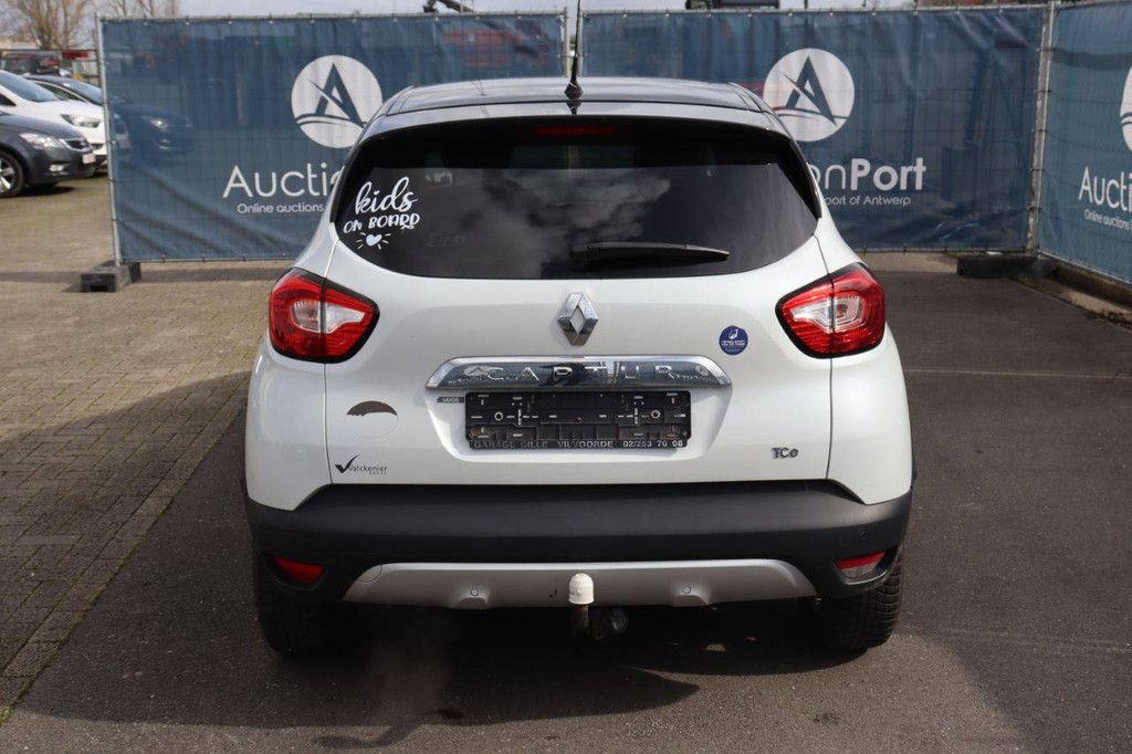 Pkw Renault Captur Benzin 118 PS 2016 (Margin)