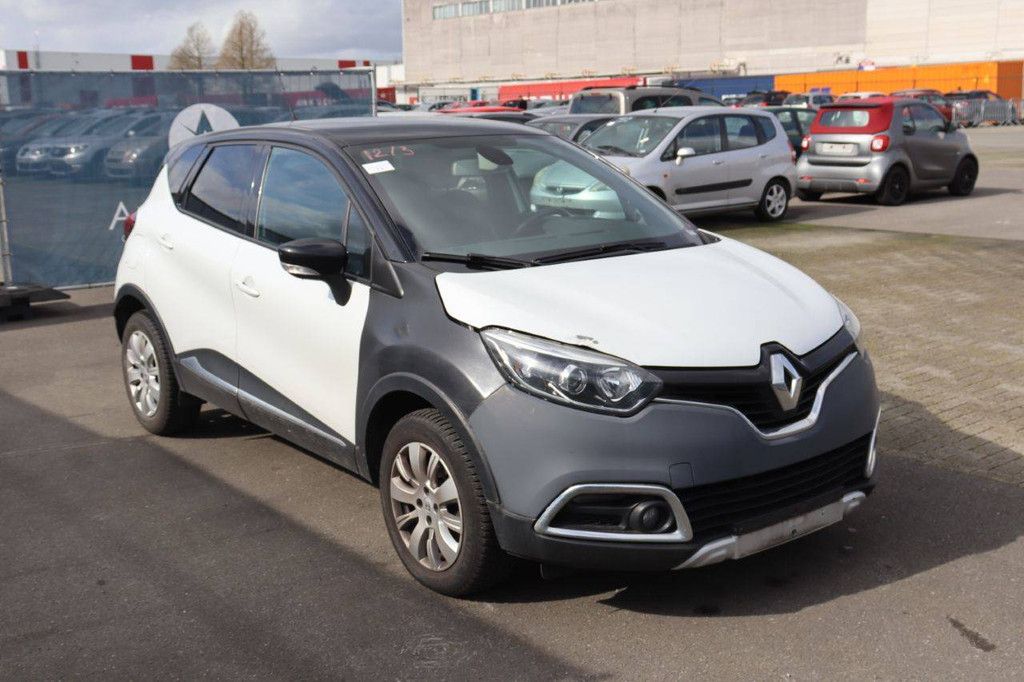 Pkw Renault Captur Benzin 118 PS 2016 (Margin)