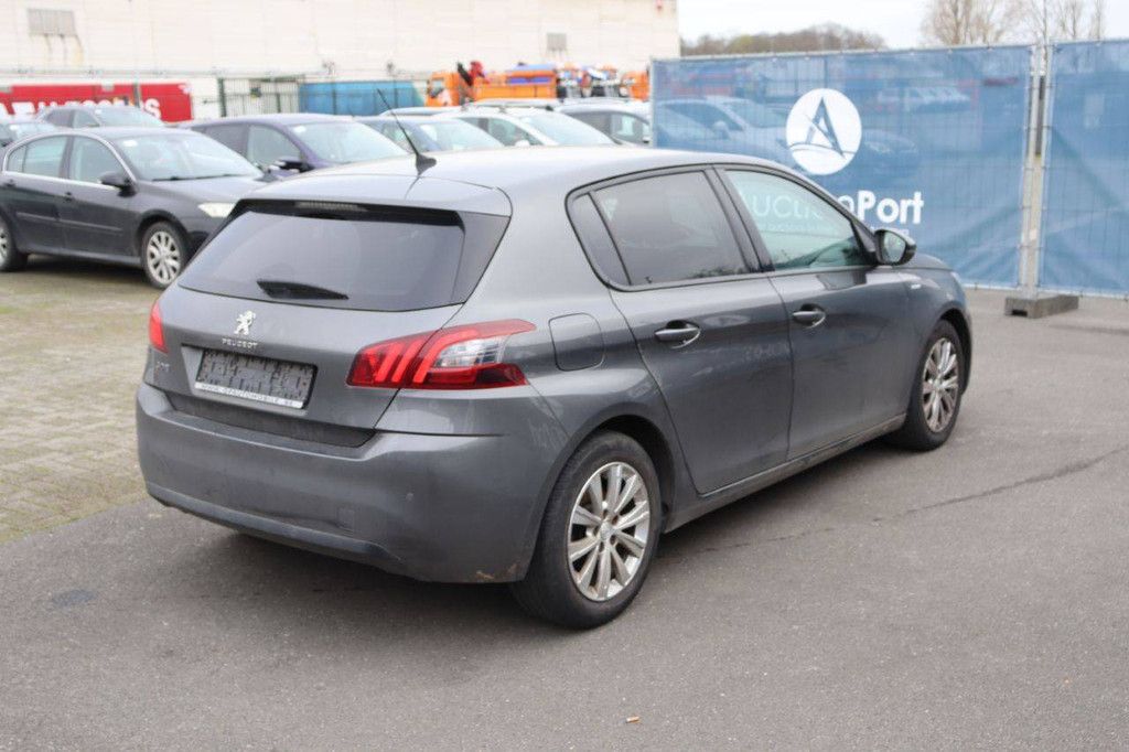 Passenger car Peugeot 308 Petrol 110hp 2019 (Margin)