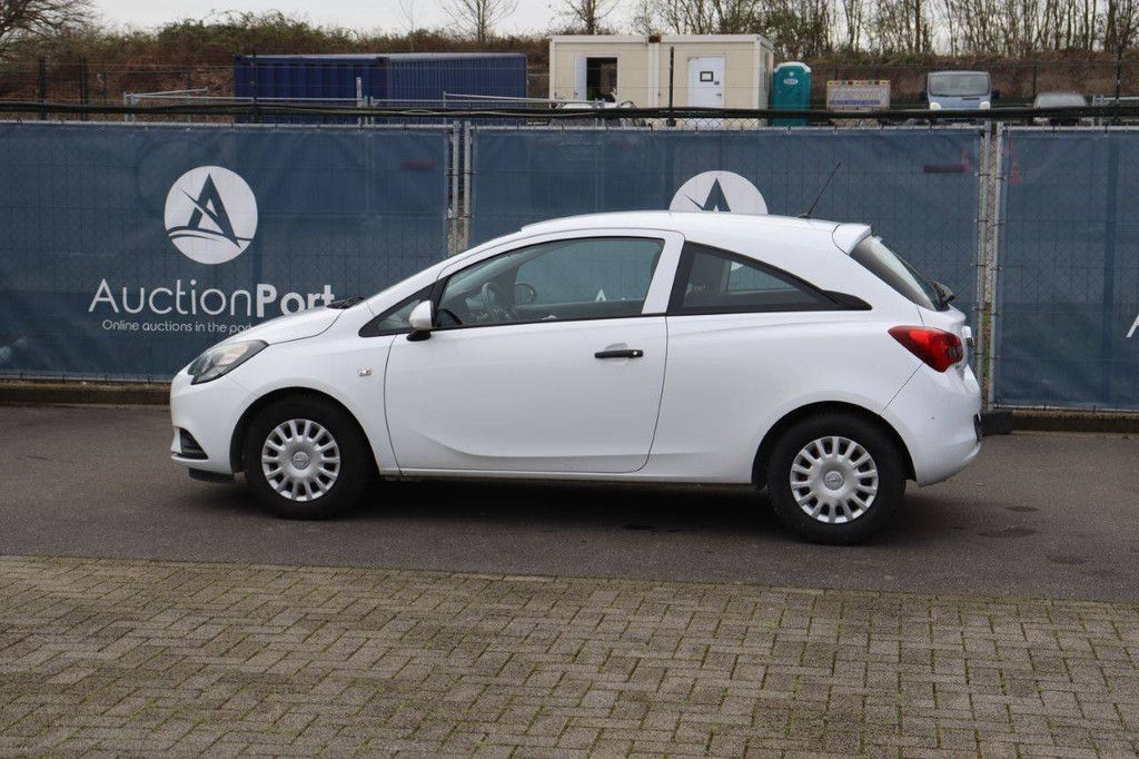 Pkw Opel Corsa Benzin 70 PS 2017 (Marge)