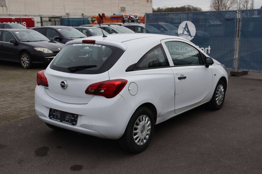 Pkw Opel Corsa Benzin 70 PS 2017 (Marge)