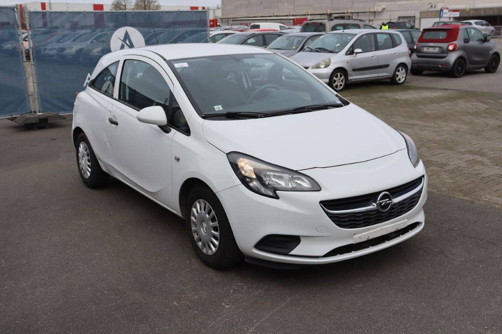 Pkw Opel Corsa Benzin 70 PS 2017 (Marge)