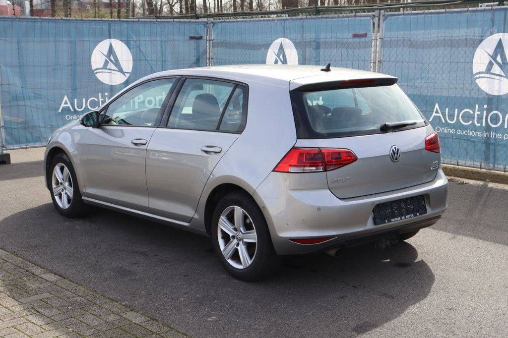 Personenauto Volkswagen Golf Benzine 110pk 2016 (Marge)