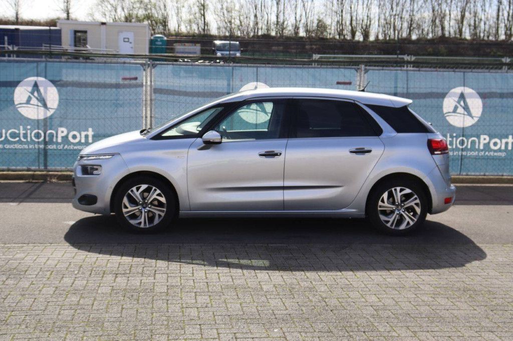 Passenger car Citroën C4 Diesel 115hp 2015 (Margin)