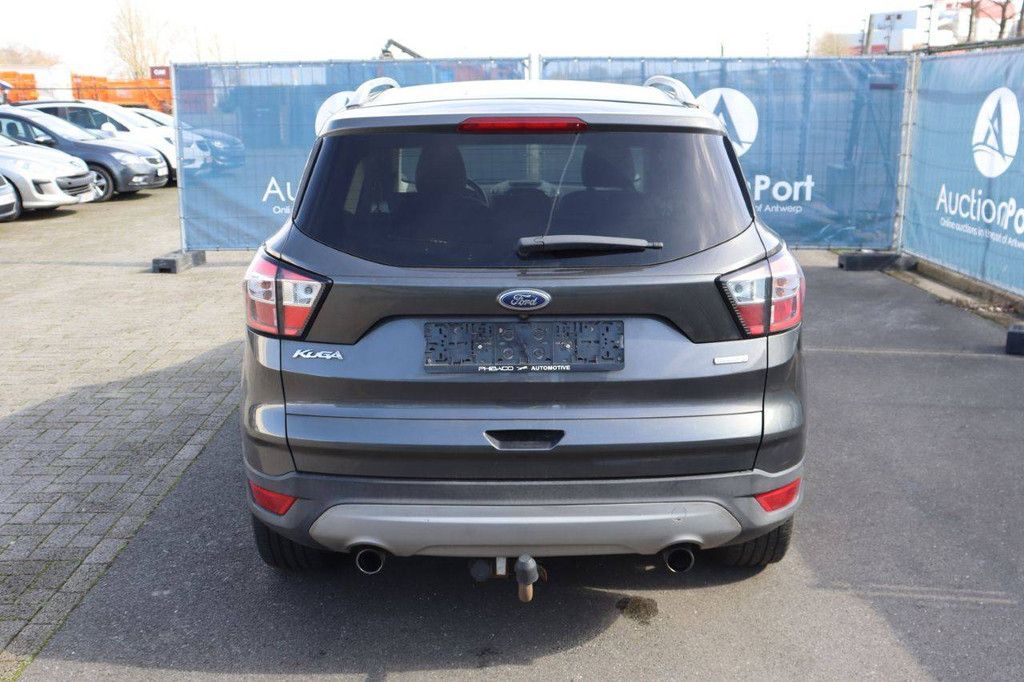 Personenauto Ford Kuga Benzine 150pk 2018 (Marge)