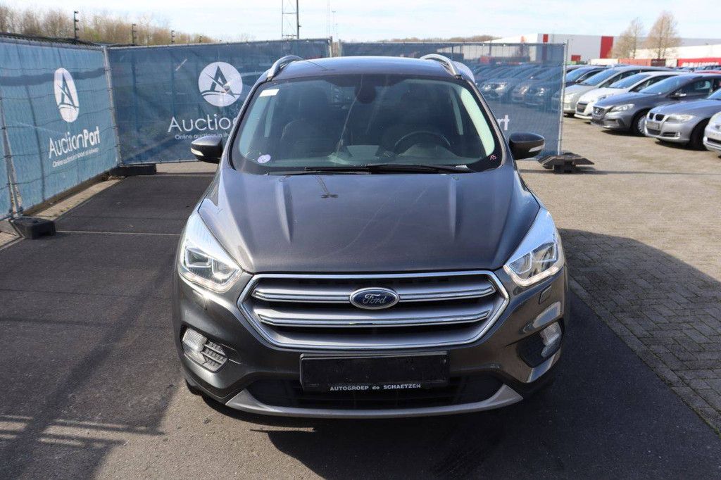 Personenauto Ford Kuga Benzine 150pk 2018 (Marge)