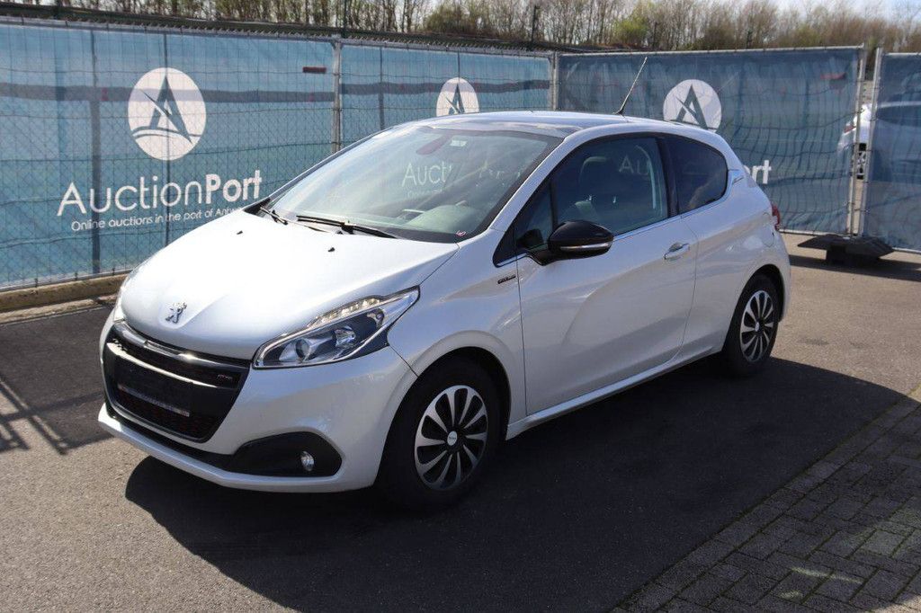 Pkw Peugeot 208 Benzin 110 PS 2018 (Margin)