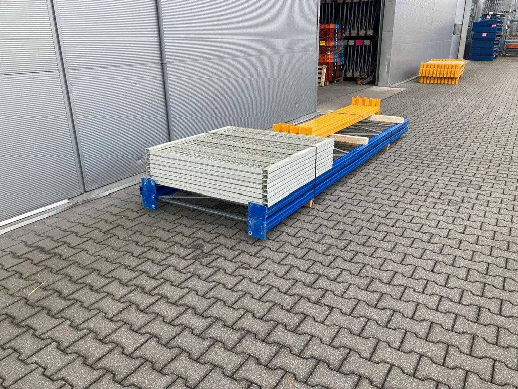Jungheinrich Esmena Pallet rack 3x8