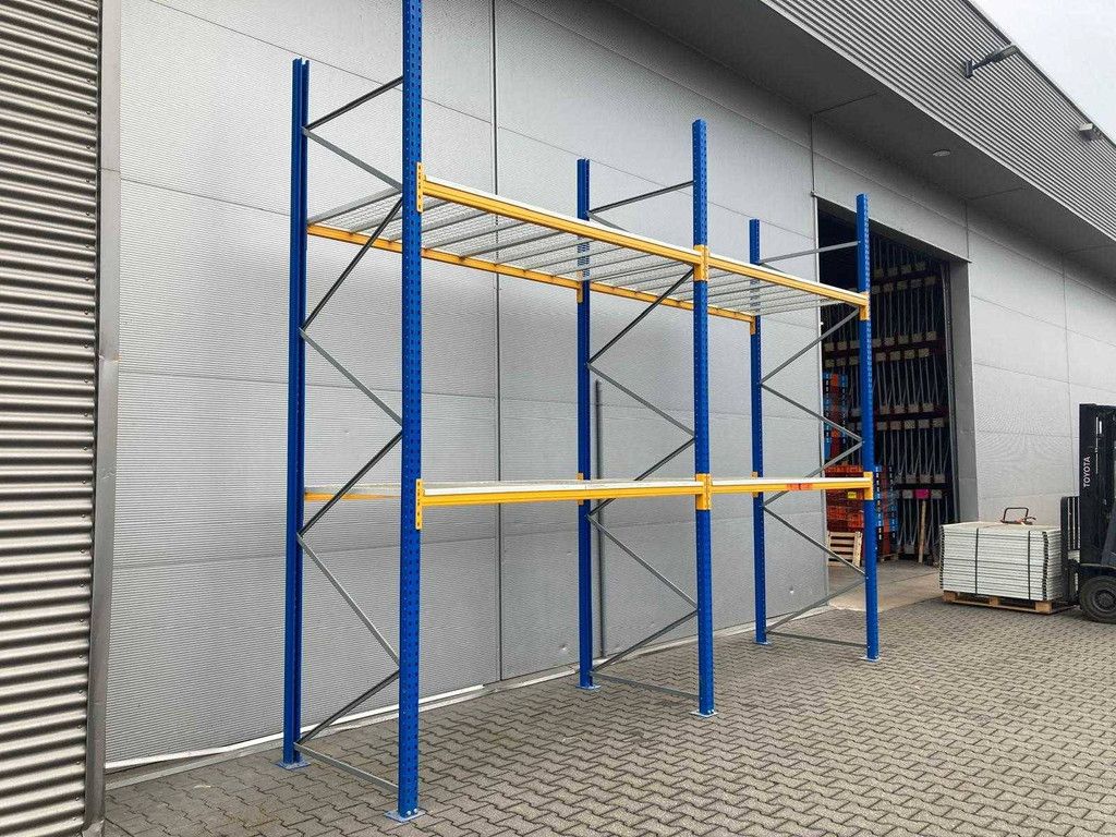 Jungheinrich Esmena Pallet rack 3x8