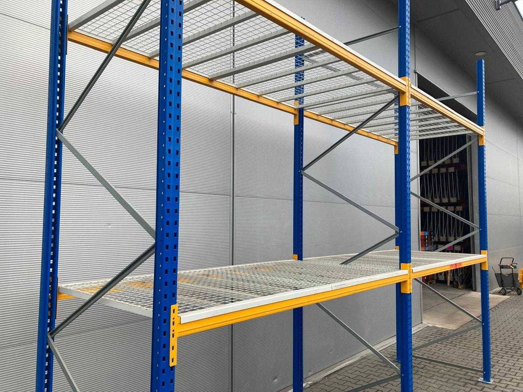Jungheinrich Esmena Pallet rack 3x8