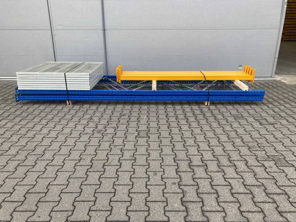 Jungheinrich Esmena Pallet rack 3x8