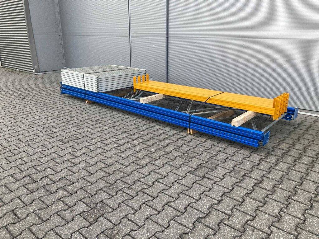 Jungheinrich Esmena Pallet rack 3x8