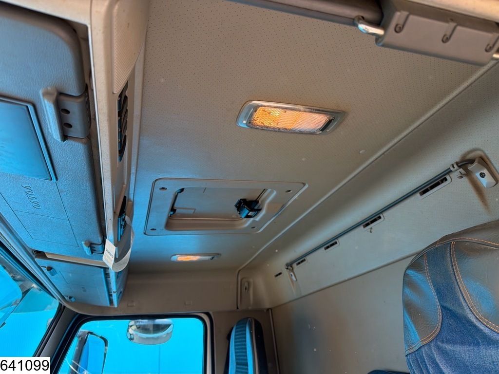 Volvo FMX 330 EURO 5, PTO, 14.000 liter, 3 Comp, milk