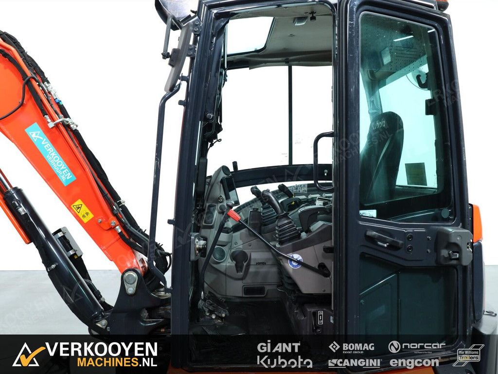 2021 Kubota U56-5 VV1309