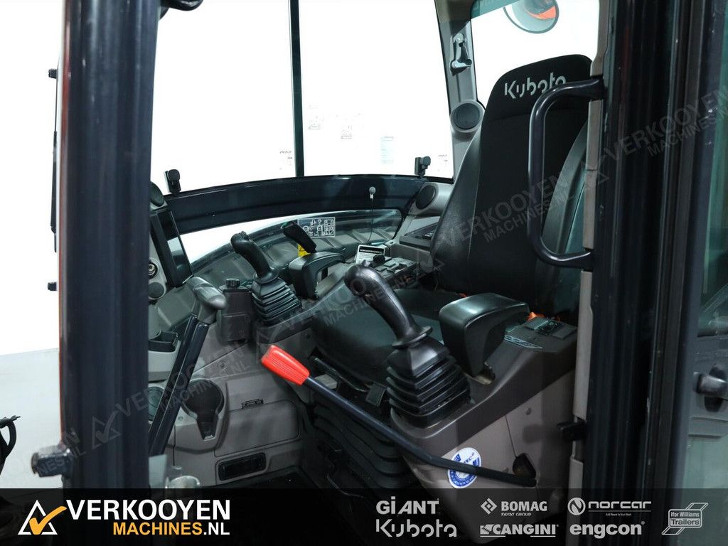 2021 Kubota U56-5 VV1309