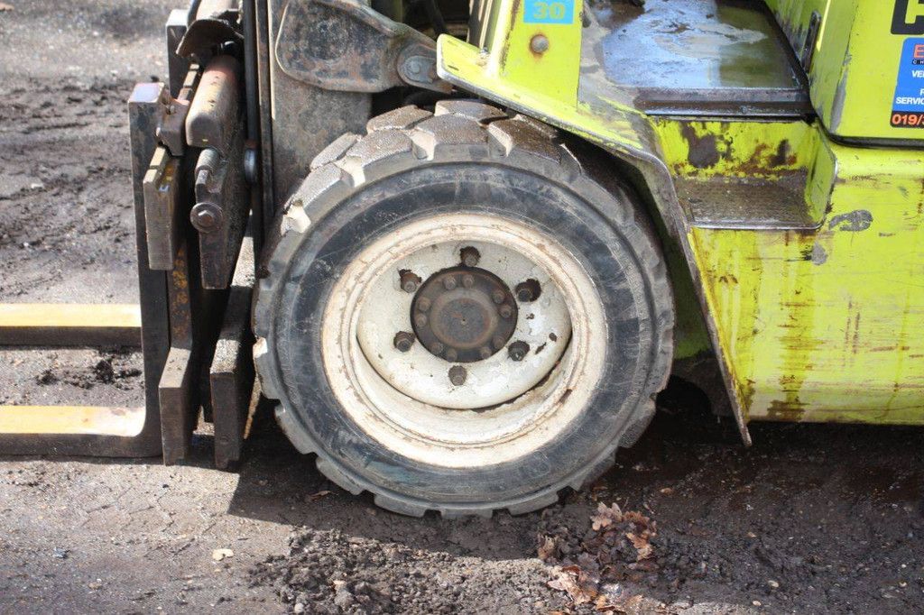 Forklift Clark DPM30N Diesel 2410kg 1989