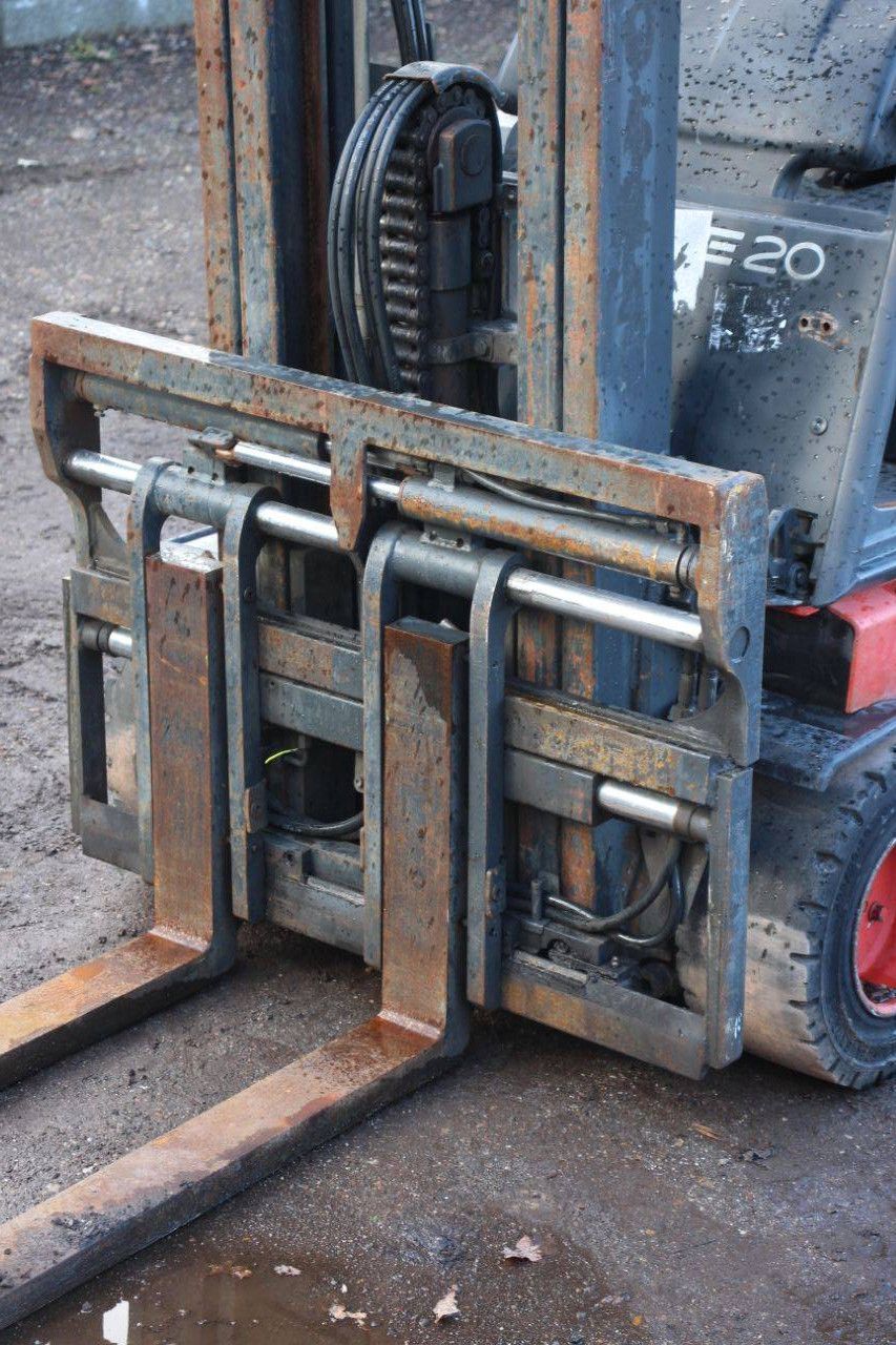 Linde E20P-02 Elektrogabelstapler 2000 kg 4,47 m 2004