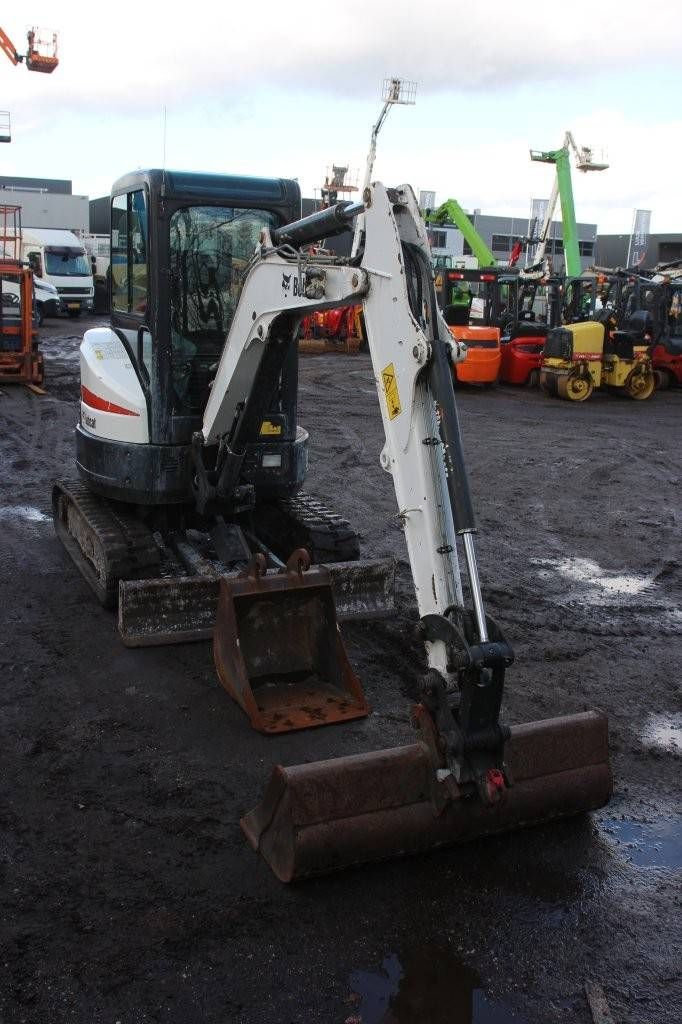 Crawler excavator Bobcat E26 Diesel 15kW 2015