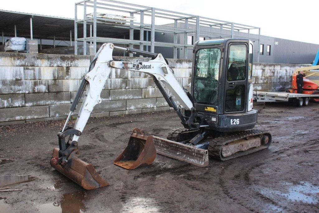 Crawler excavator Bobcat E26 Diesel 15kW 2015