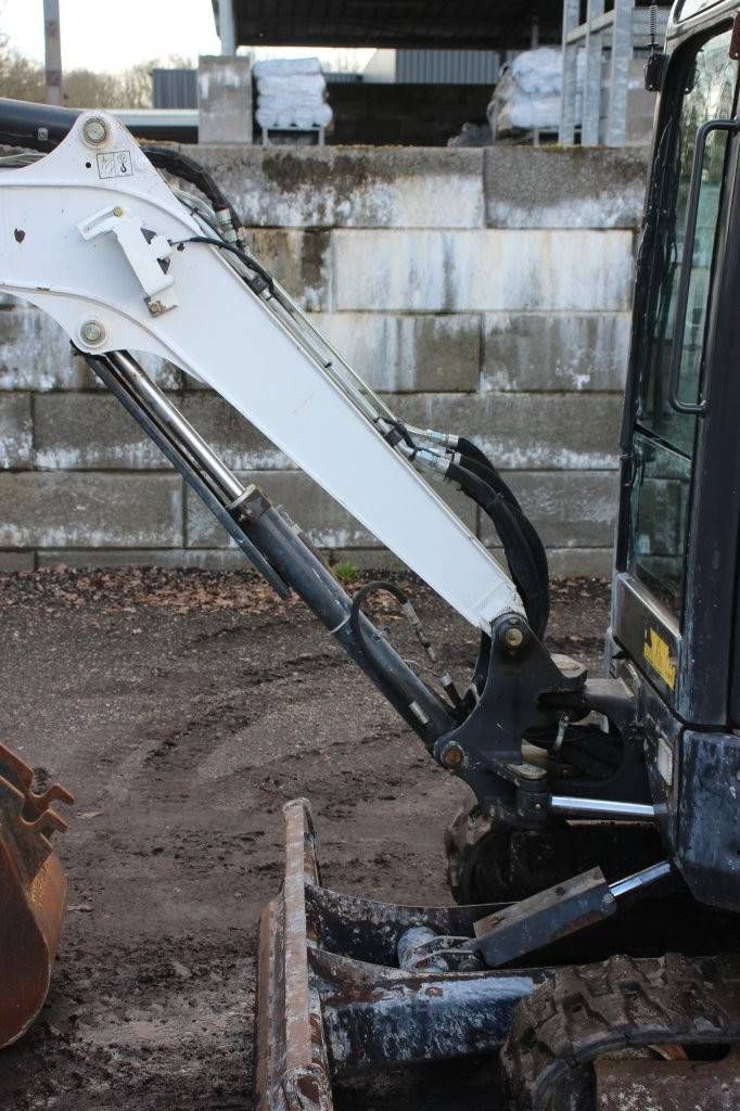 Crawler excavator Bobcat E26 Diesel 15kW 2015