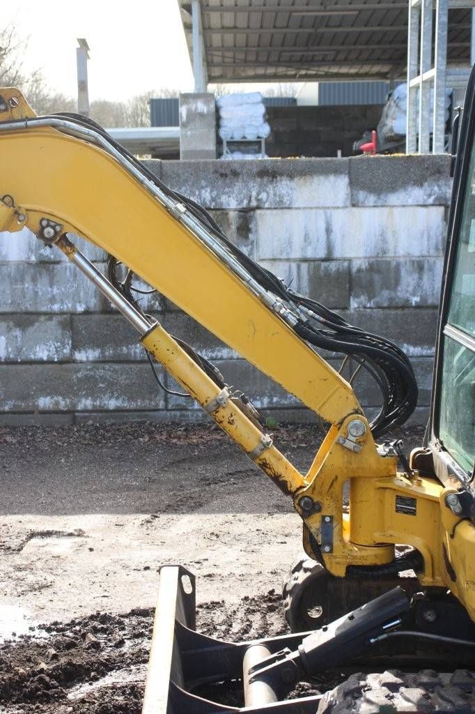 Raupenbagger Komatsu PC35MR-3 Diesel 22kW 2016