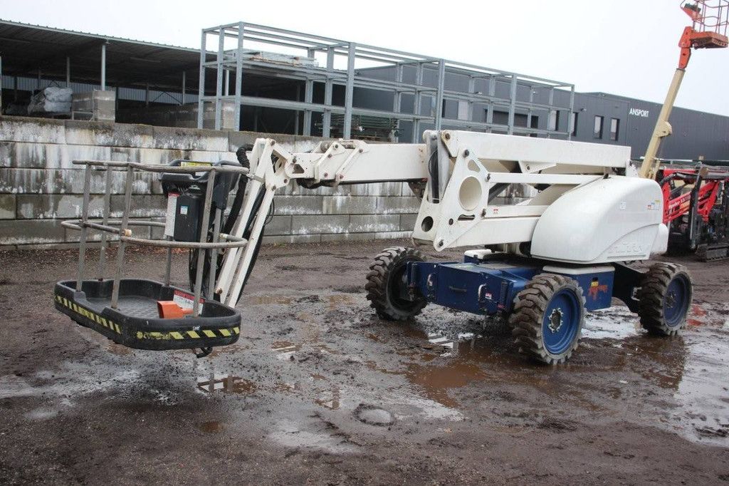 Niftylift HR21 Hybrid MKIB Articulated Boom Lift Electric+Diesel 20.8m 2015