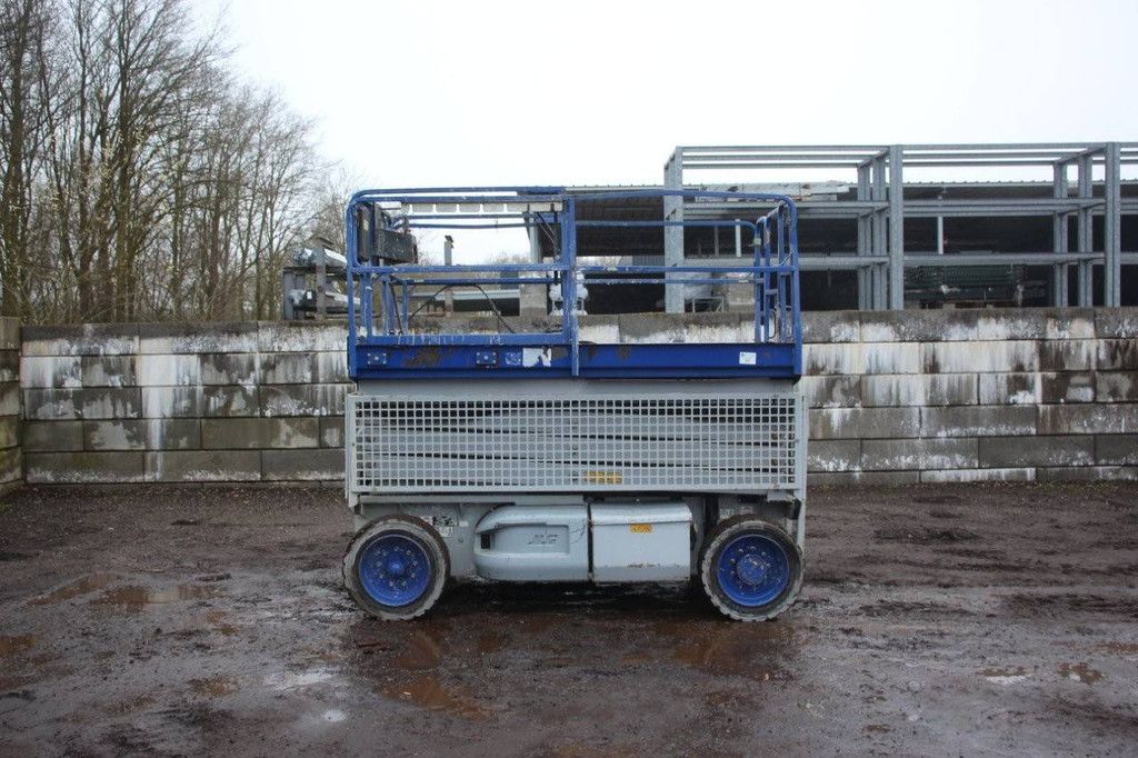 Scissor lift JLG 1230ES Electric 12m 2008