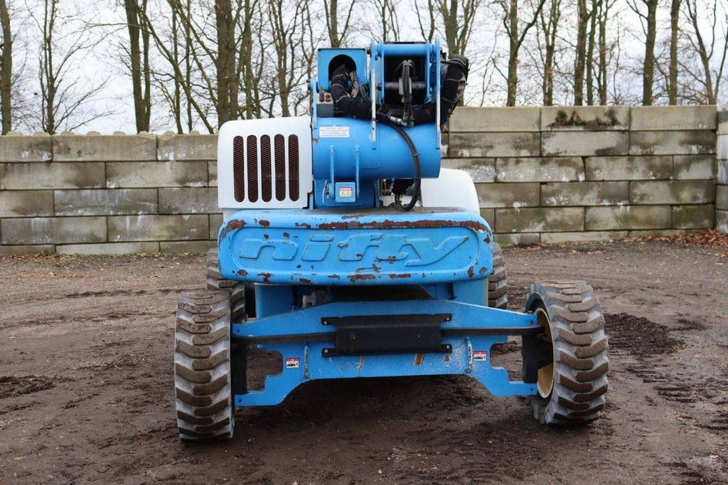 Nifty HR21 DE 2WD Diesel-Gelenkteleskoparbeitsbühne 20,8 m 2013