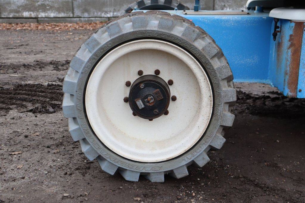 Nifty HR21 DE 2WD Diesel-Gelenkteleskoparbeitsbühne 20,8 m 2013