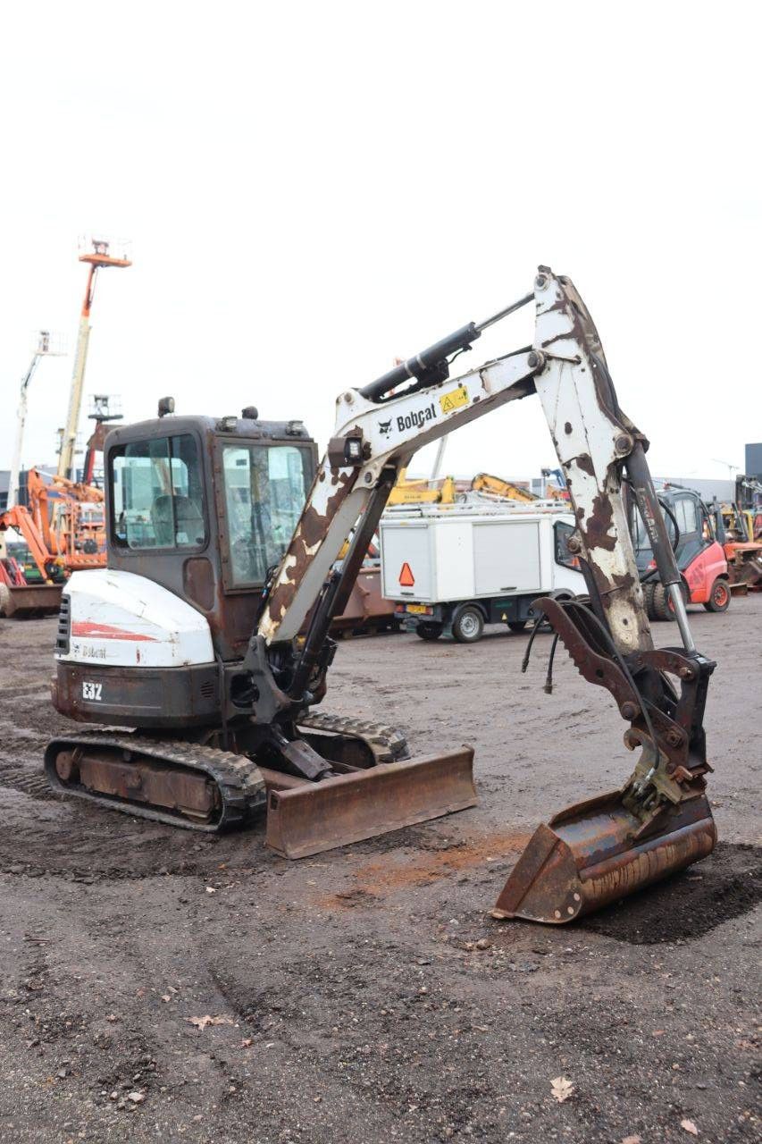 Crawler excavator Bobcat E32 Diesel 24.4kW 2015