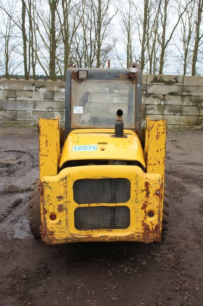 Schranklader Komatsu SK714-5 Diesel 2018