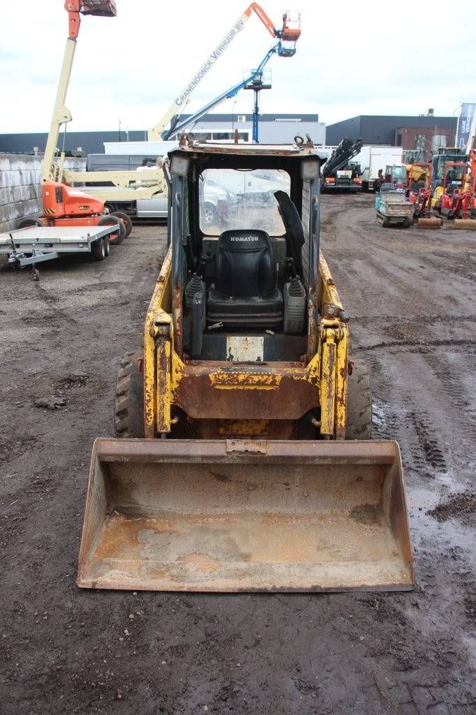 Schranklader Komatsu SK714-5 Diesel 2018