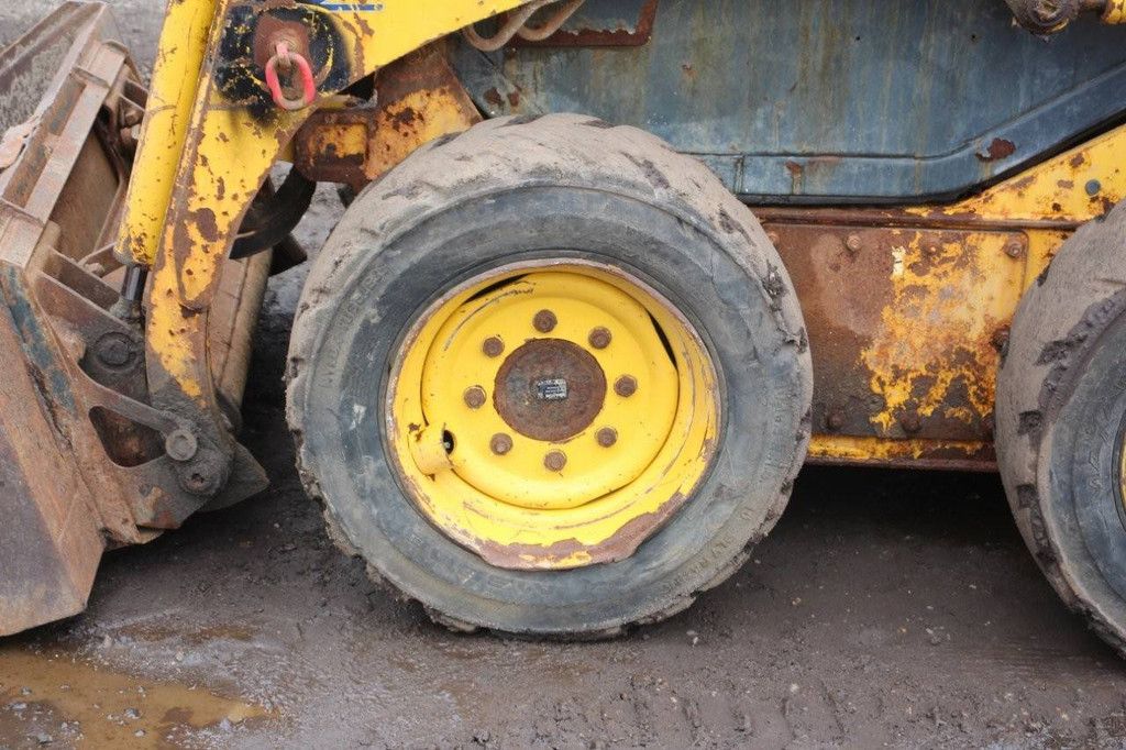 Schranklader Komatsu SK714-5 Diesel 2018