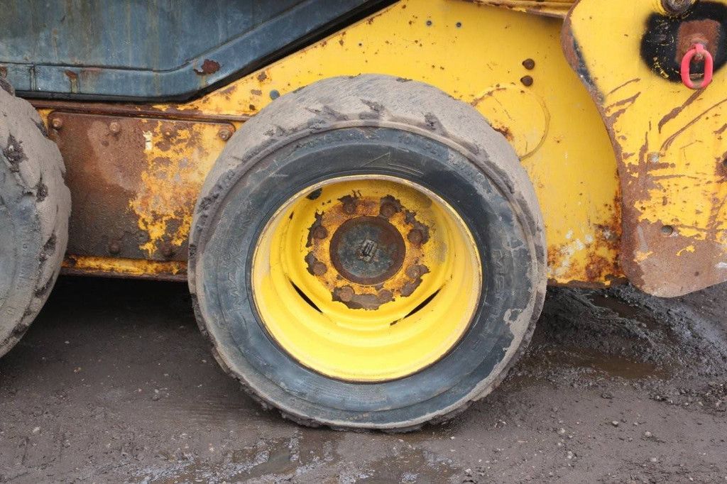 Schranklader Komatsu SK714-5 Diesel 2018