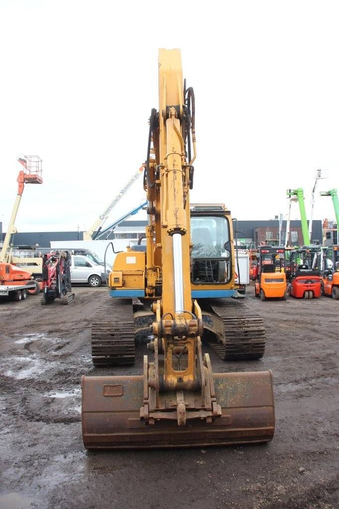 Rupsgraafmachine Hyundai Robex 180LC-3 Diesel 1995