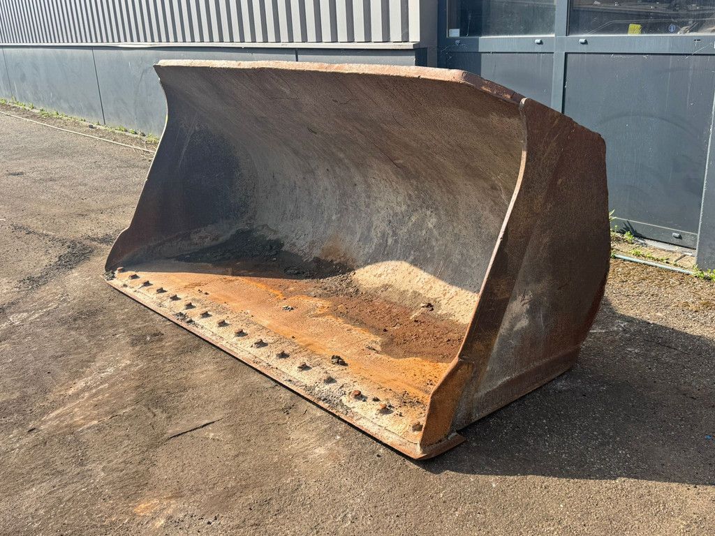 Unknown WG-2500 Volvo small